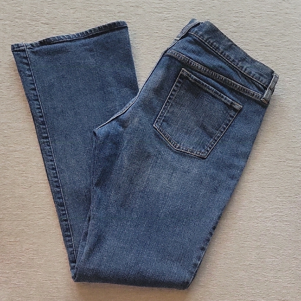 Old Navy Stretch Boot-Cut Jeans Ultra Low Waist. Size 10